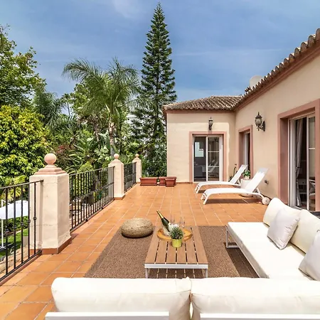 Villa Guadalmina Alta - Private Swimming Pool